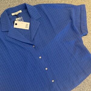 Rose & Olive Short-Sleeve Textured Button-Down Shirt - Blue